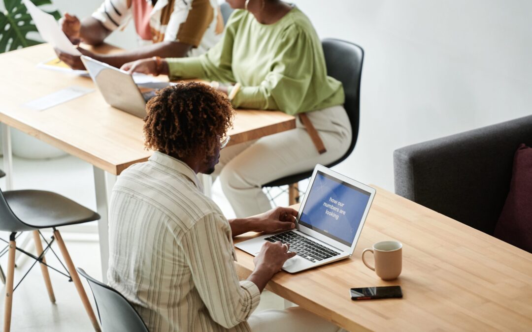 10 Benefits of Coworking Spaces for Startups 2023
